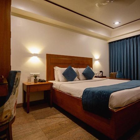 Hotel Punjab Palace Raipur  Exterior photo