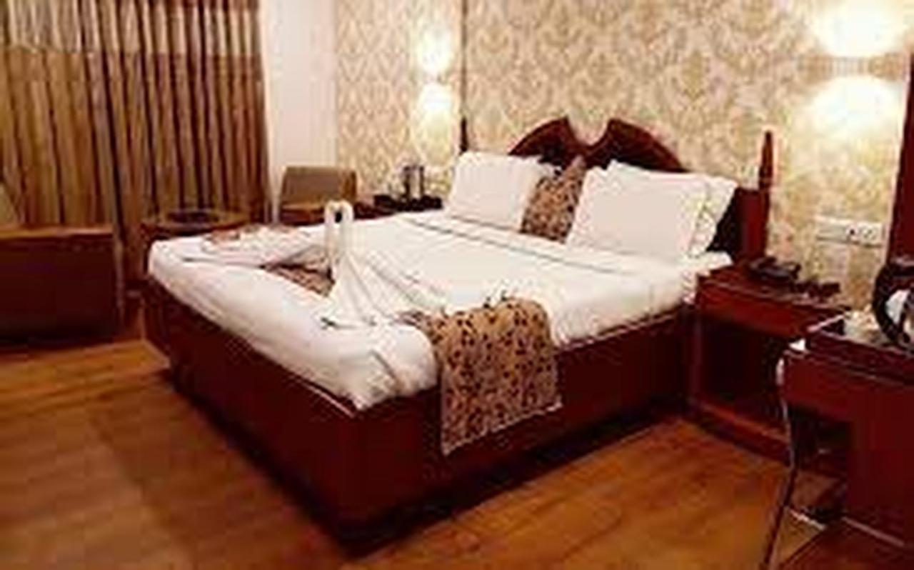 Hotel Punjab Palace Raipur  Exterior photo